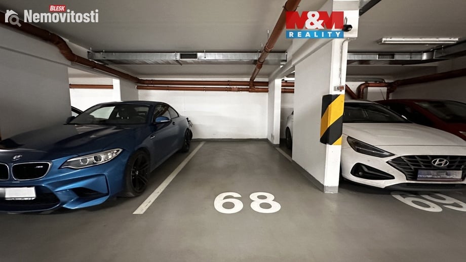 Prodej garážového stání 18 m², Praha 10