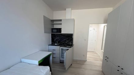 Pronájem bytu 1+kk 22 m², Praha 8, Libeň