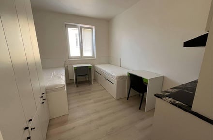 Pronájem bytu 1+kk 22 m², Praha 8, Libeň