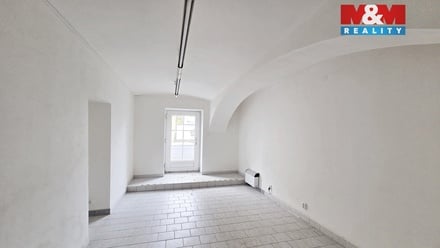 Pronájem obchodního prostoru 34 m², Karlovy Vary