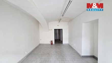 Pronájem obchodního prostoru 34 m², Karlovy Vary