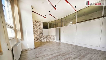 Pronájem kanceláře 34 m², Lovosice
