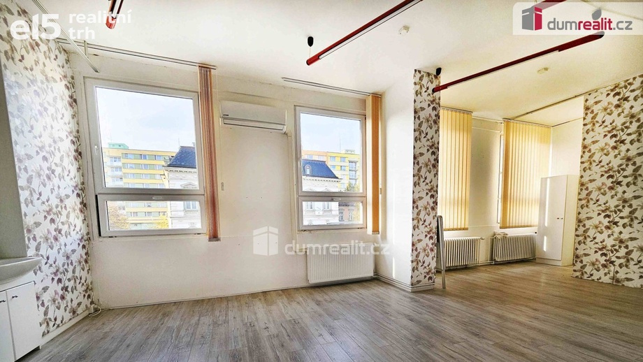 Pronájem kanceláře 34 m², Lovosice