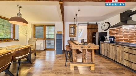 Prodej bytu 4+kk 90 m², Žacléř