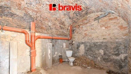 Prodej obchodního prostoru 241 m², Zastávka