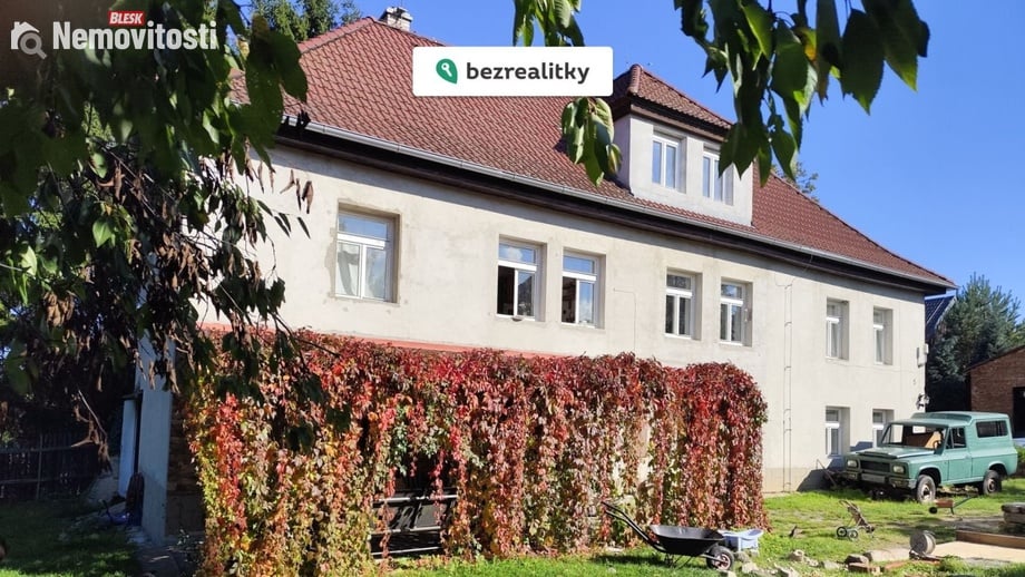 Prodej rodinného domu 274 m², Zákupy - Brenná
