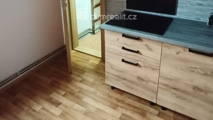 Pronájem bytu 2+1 69 m², Děčín