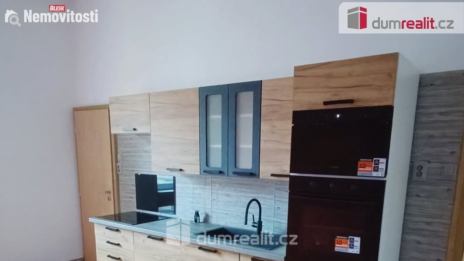 Pronájem bytu 2+1 69 m², Děčín