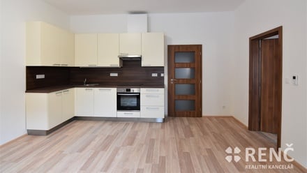 Pronájem bytu 3+kk 58 m², Brno - Líšeň