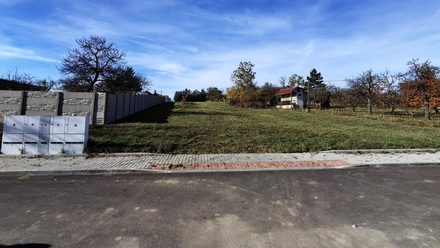 Prodej stavebního pozemku 1 187 m², Hrušovany nad Jevišovkou