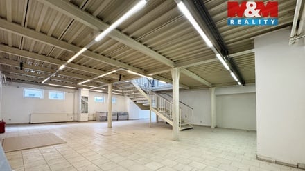 Pronájem obchodního prostoru 180 m², Karlovy Vary