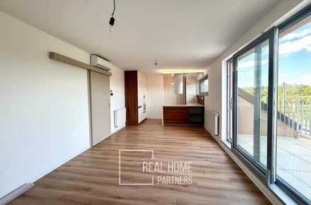 Prodej bytu 3+kk 89 m², Hostěnice