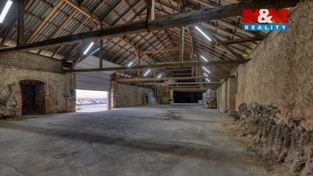 Pronájem skladu 300 m², Dolní Lukavice