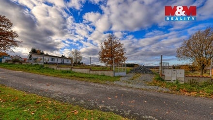 Prodej stavebního pozemku 737 m², Letiny