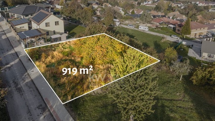 Prodej stavebního pozemku 919 m², Dřetovice