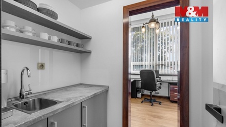 Pronájem kanceláře 42 m², Kladno