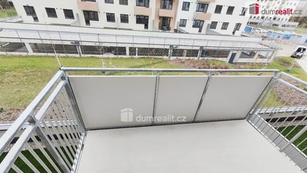 Pronájem bytu 2+kk 54 m², Praha 19