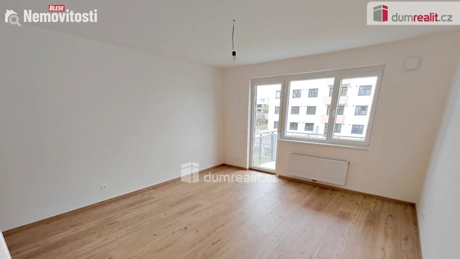 Pronájem bytu 2+kk 54 m², Praha 19