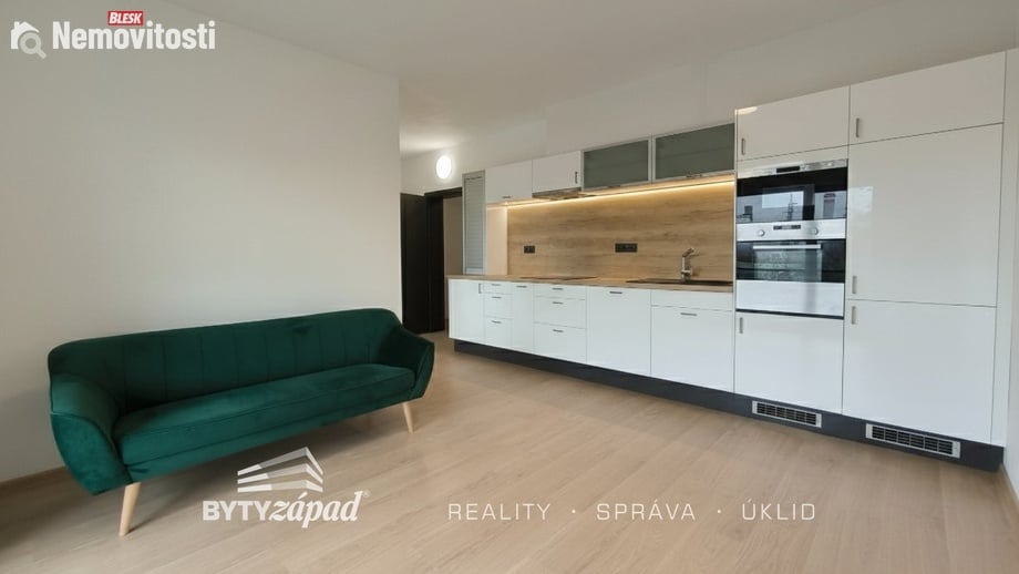 Pronájem bytu 2+kk 42 m², Plzeň - Doubravka