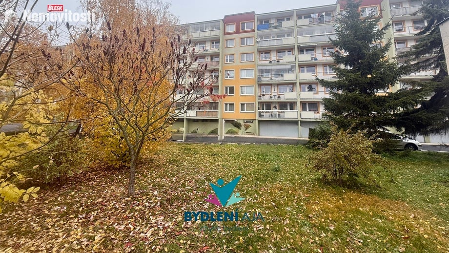 Pronájem bytu 3+1 67 m², Teplice - Trnovany