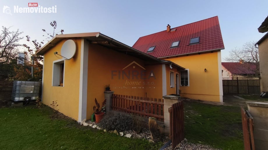 Prodej rodinného domu 300 m², Hřivčice