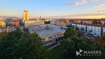 Pronájem bytu 3+kk 63 m², Praha - Nusle