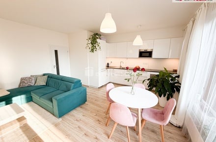 Pronájem bytu 3+kk 80 m², Praha 9