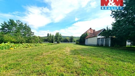 Prodej stavebního pozemku 1 139 m², Velká nad Veličkou