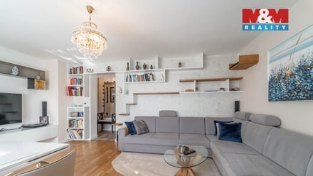 Prodej bytu 3+1 100 m², Hostivice