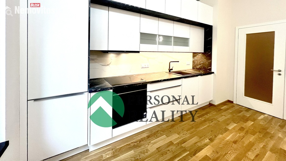 Pronájem bytu 1+kk 53 m², Praha - Vokovice