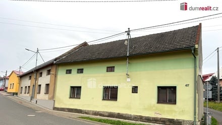Prodej rodinného domu 163 m², Zdounky