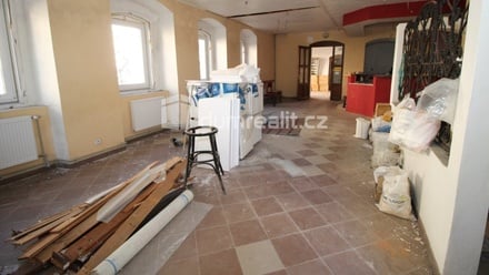 Prodej činžovního domu 1 385 m², Lázně Kynžvart