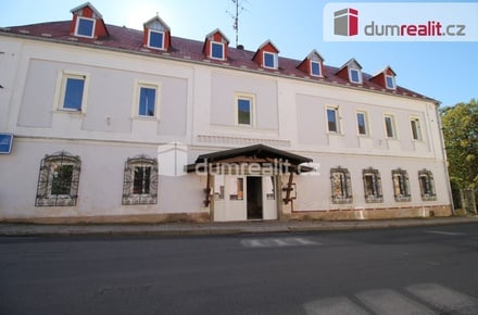 Prodej činžovního domu 1 385 m², Lázně Kynžvart