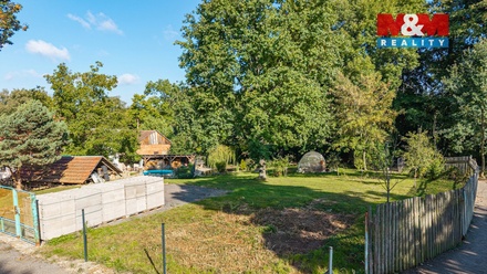 Prodej stavebního pozemku 1 022 m², Zásmuky