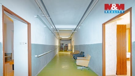 Prodej nemovitosti pro ubytování 1 700 m², Nové Město nad Metují