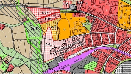 Prodej komerčního pozemku 4 900 m², Volary