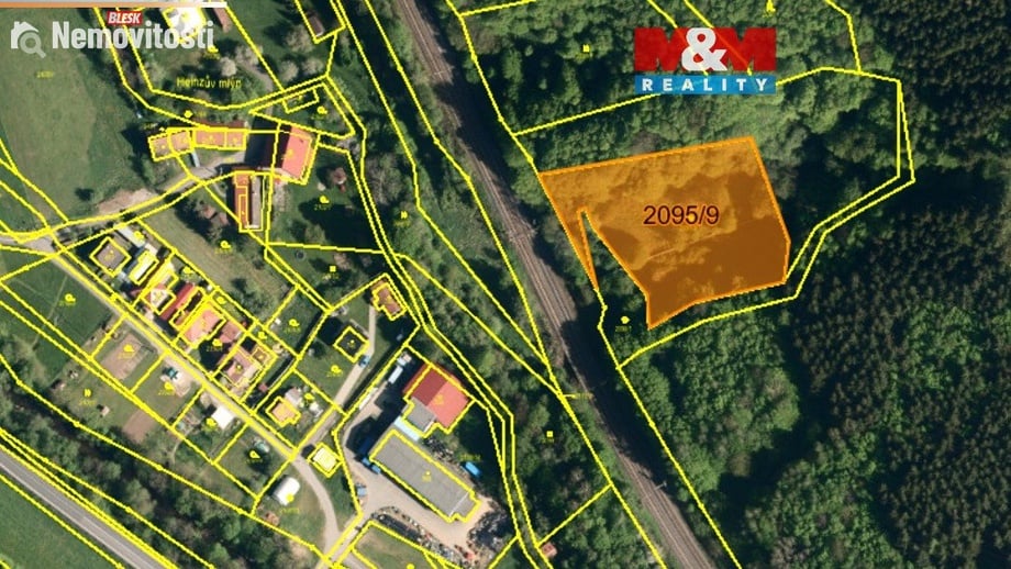 Prodej louky 3 589 m², Lužná