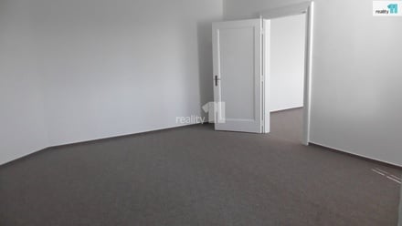 Pronájem bytu 2+1 80 m², Ostrava