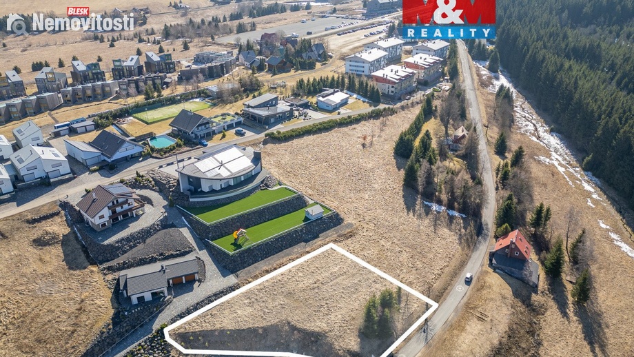 Prodej komerčního pozemku 1 666 m², Loučná pod Klínovcem