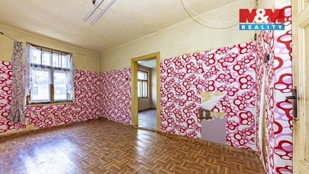 Prodej obchodního prostoru 155 m², Uhlířské Janovice