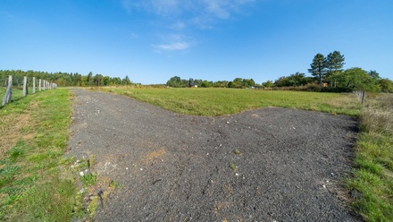 Prodej zahrady 1 426 m², Tymákov