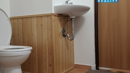 Pronájem obchodního prostoru 26 m², Přelouč