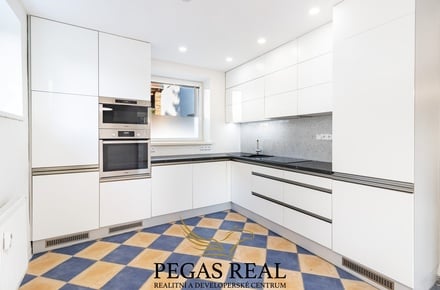 Prodej bytu 2+1 58 m², Troubsko