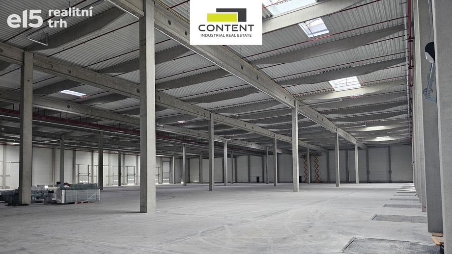 Pronájem skladu 2 300 m², Velká Bystřice