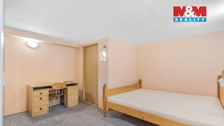 Pronájem bytu 1+1 45 m², Liberec (nečleněné město)