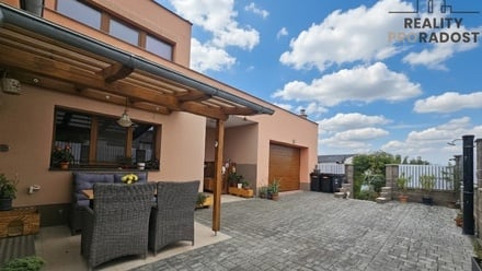 Prodej rodinného domu 208 m², Čebín