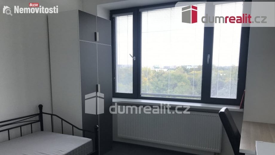 Pronájem pokoje 15 m², Praha 14