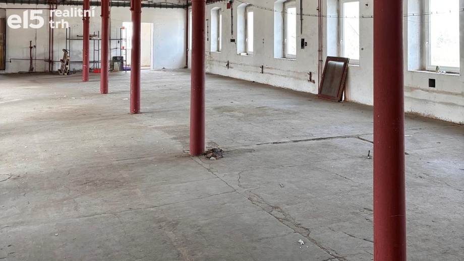 Pronájem skladu 270 m², Varnsdorf