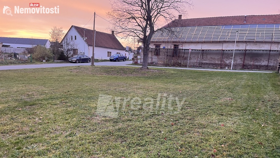 Prodej stavebního pozemku 607 m², Nová Cerekev