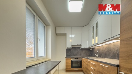 Pronájem bytu 2+1 55 m², Ostrava - Poruba